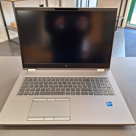 Prenosnik, HP Zbook Fury 17 G8 Mobile Workstation... ugodna cena / kvaliteta A-