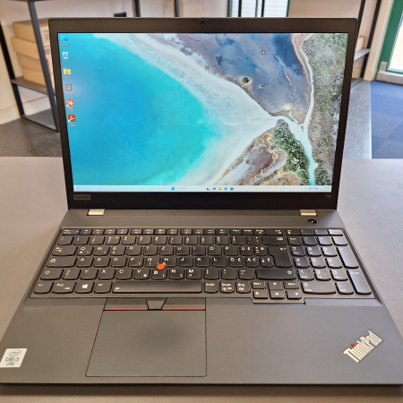 Prenosnik, LENOVO ThinkPad T15 G1... ugodna cena / kvaliteta A-