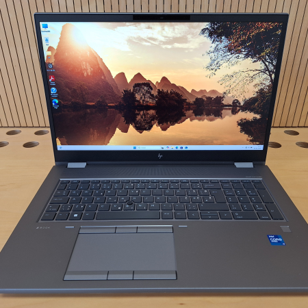 Prenosnik, HP Zbook Fury 17 G8 Mobile Workstation... ugodna cena / kvaliteta A-