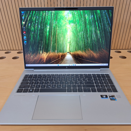 Prenosnik, HP EliteBook 860 G9... ugodna cena / kvaliteta A-