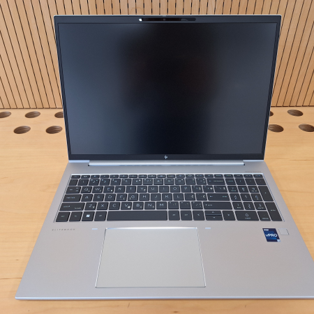 Prenosnik, HP EliteBook 860 G10... ugodna cena / kvaliteta A-