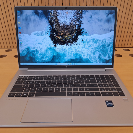 Prenosnik, HP EliteBook 650 G10... ugodna cena / kvaliteta A-
