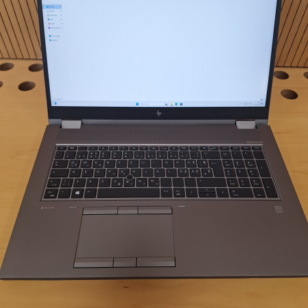Prenosnik, HP Zbook Fury 17 G7 Mobile Workstation... ugodna cena / kvaliteta A- 